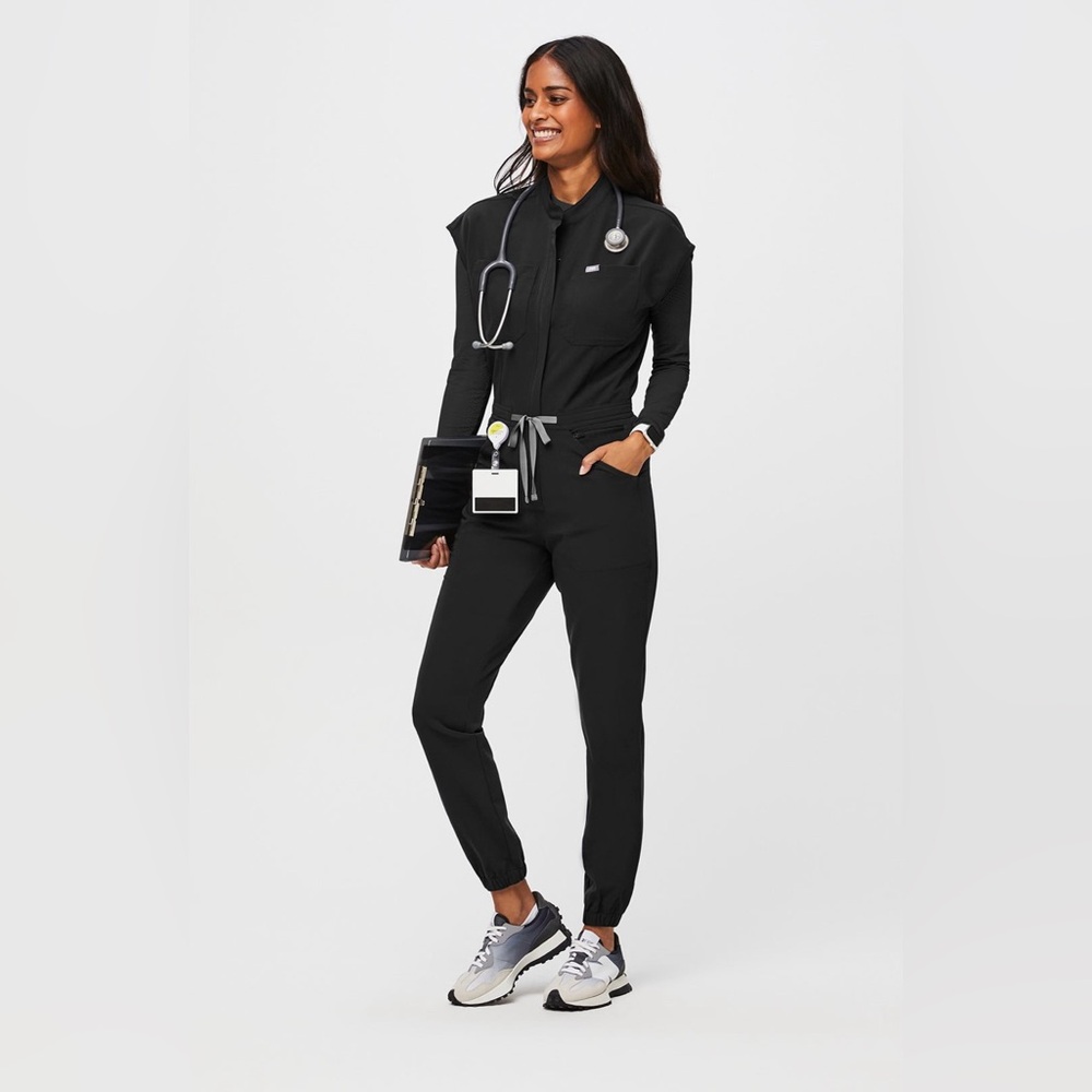 Figs Rafaela Jumpsuit. Black size medium